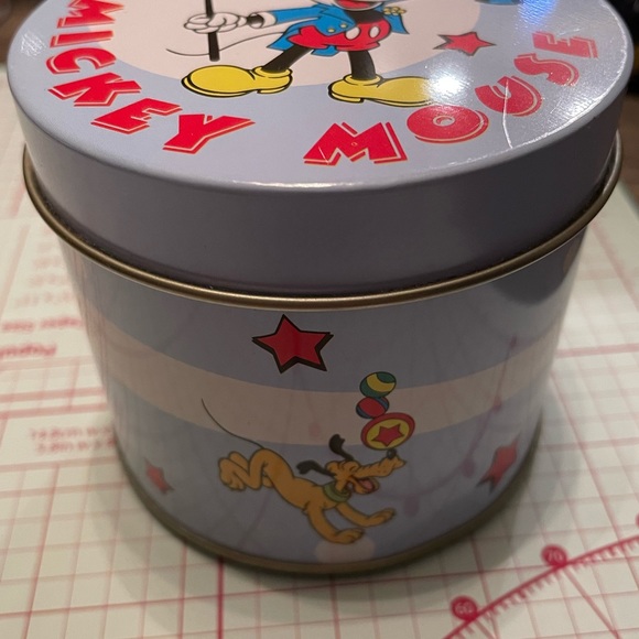 Vintage Disney Cookie Tin - Picture 7 of 10